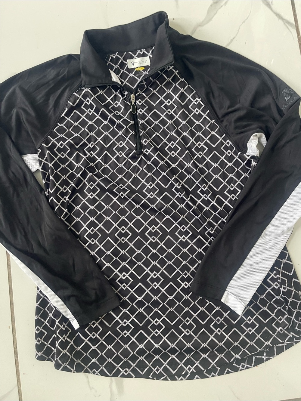 Greg Norman Golf Women’s Black Geometric Quarter-Zip
